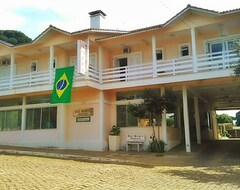 Hotel Bei Monti (Arvorezinha, Brazil)