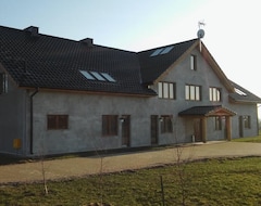 Otel Pensjonat Slepowron (Dziwnów, Polonya)