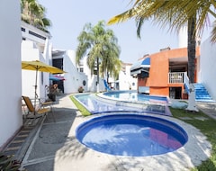 Hotel Desarrollo TurÍstico Partidor Del Sol (Tlayacapan, Mexico)