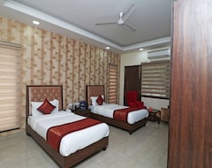 Hotel OYO 16865 Dawer House (Faridabad, India)