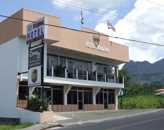 Khách sạn Regina Hotel (La Fortuna, Costa Rica)