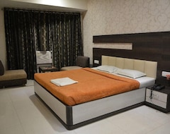 Hotel Mid Town (Balaghat, Indien)