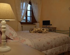 Hotel B&b Borgo Del Contadino (Arezzo, Italy)