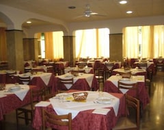 Hotel Costa D'Oro (Rímini, Italia)