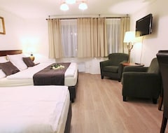 Hotel Elen´s Suites Prague (Prague, Czech Republic)