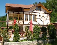 Hotel Motel Kula (Cazin, Bosnia and Herzegovina)
