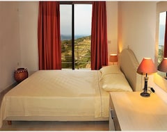 Otel Renatas Villas (Pigadia - Karpathos, Yunanistan)