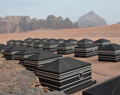 Kampiranje Space Village Luxury Camp (Wadi Rum, Jordan)