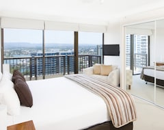 Hotel Longbeach Resort - Private Apartments (Surfers Paradise, Australia)