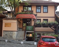 Khách sạn Family Hotel at Renaissance Square (Plovdiv, Bun-ga-ri)