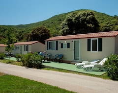 Hotelli Camp Oliva Mobilehomes (Rabac, Kroatia)