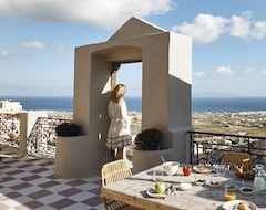 Bed & Breakfast Nano Suites (Kamari, Grčka)