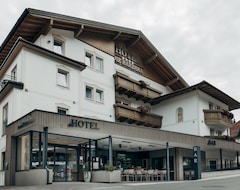 Hotel Die Barbara (Schladming, Austria)