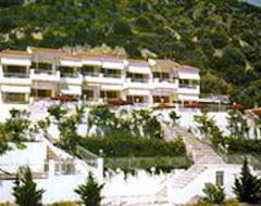 Entire House / Apartment Armonia Elegant Apartments (Rovies, Greece)