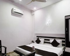 Khách sạn Oyo Rooms Somnath Railway Station 4 (Somnath, Ấn Độ)