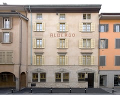 Petronilla Hotel (Bergamo, Italy)