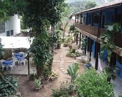 Guesthouse Pousada dos Meros (Abraão, Brazil)