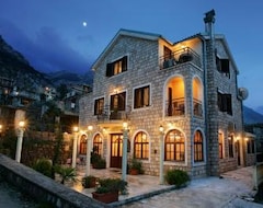 Hotel Vila Panonija (Kotor, Czarnogóra)