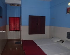 Otel Parakkal Tourist Home (Mananthavady, Hindistan)