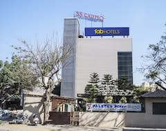 Hotel SS Calypso Hafeezpet (Hyderabad, India)