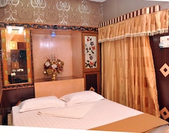Hotel Shri Swarnas Palace (Tiruchirappalli, India)