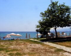 فندق Krotiri Beach Resort (Salonikiou, اليونان)