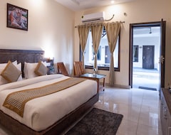 Vow Hotel & Resorts (Ramnagar, Indija)