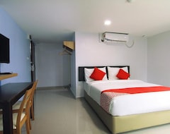 Hotel OYO 584 OYO BP (Batu Pahat, Malezija)