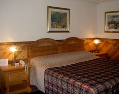 Hotel Mystic Isle Motel (Wawa, Canadá)