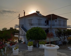 Hotelli Kypseli Farmhouse (Kypseli, Kreikka)