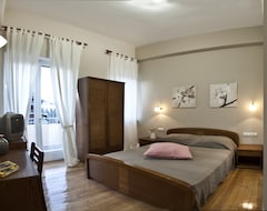 Khách sạn Hotel Vassilikon (Loutraki, Hy Lạp)
