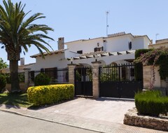 Cijela kuća/apartman Villa With Private Pool, Terraces, Chill Out And 50 Meters From The Sea (Sa Coma, Španjolska)