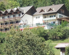 Hotelli Jägerhof (Treffen am Ossiacher See, Itävalta)