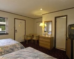 Khách sạn Atlantic Inn And Suites - Wall Township (Port Monmouth, Hoa Kỳ)