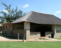 Bed & Breakfast Dinoko Country Lodge (Mokopane, Nam Phi)