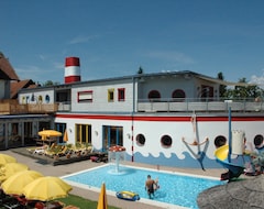Khách sạn Ginas Kinderhotel (Drobollach, Áo)