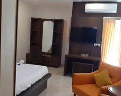 Hotel Pkp Grand (Krishnagiri, Hindistan)