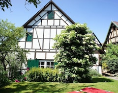 Toàn bộ căn nhà/căn hộ Comfortable Apartment (Loft) Furnished With Garden - Co2 Neutral - Wifi Included (Sulzbach an der Murr, Đức)