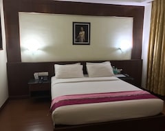 Hotelli Capital O 6229 Ilara Hotels And Resorts (Chennai, Intia)