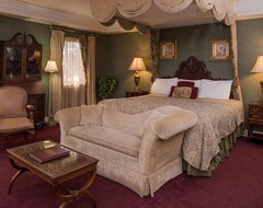 Khách sạn Red Coach Inn & Suites (Red Oak, Hoa Kỳ)