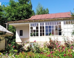 Toàn bộ căn nhà/căn hộ Riverside Guest House (Bazar-Korgon, Kyrgyzstan)