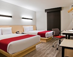 Hotel City Express Plus By Marriott Medellin Colombia (Medellín, Colombia)