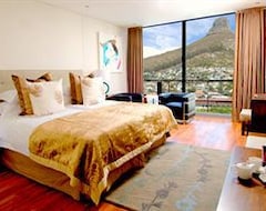 Newkings Boutique Hotel (Sea Point, South Africa)