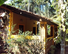 Khách sạn Dudhsagar Farmstay (Mollem, Ấn Độ)