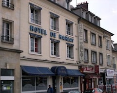 Cit'Hotel De Harlay (Compiègne, Fransa)