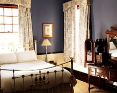 Hotel Petersons Armidale Winery and Guesthouse (Armidale, Australia)