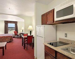 Hotel Days Inn & Suites Port Arthur (Port Arthur, Sjedinjene Američke Države)