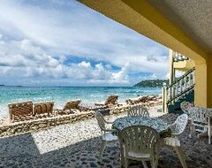 Khách sạn Sebastians On The Beach (West End, British Virgin Islands)