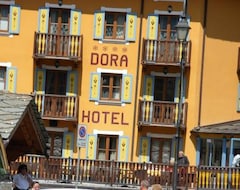 Hotel Dora (La Thuile, Italia)