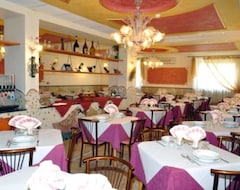 Khách sạn Trento (Rimini, Ý)